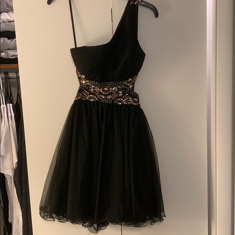 One shoulder dress with beading